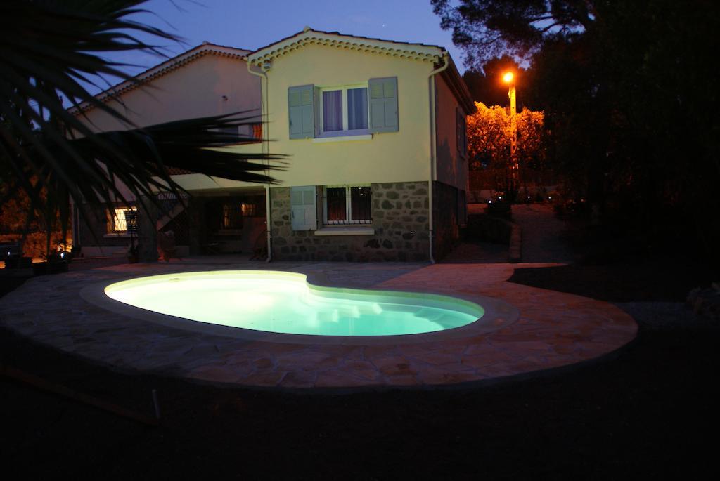 Appartement Dans Villa St Raphael แซ็งต์-ราฟาเอล ห้อง รูปภาพ