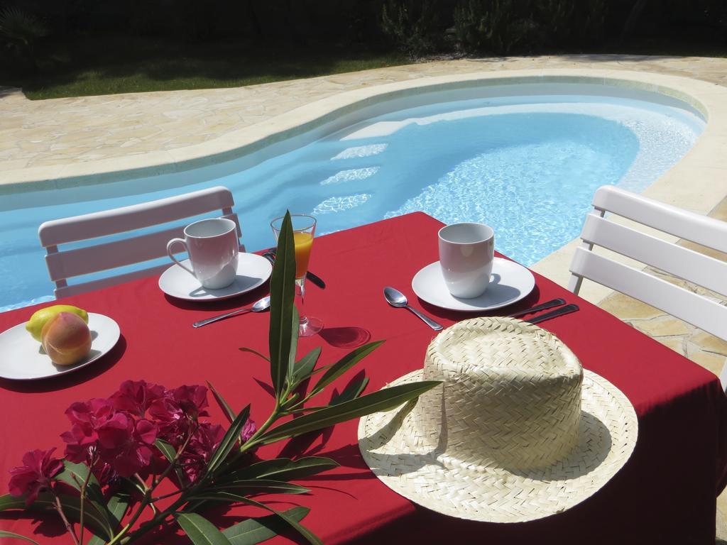 Appartement Dans Villa St Raphael แซ็งต์-ราฟาเอล ห้อง รูปภาพ