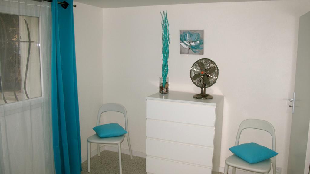 Appartement Dans Villa St Raphael แซ็งต์-ราฟาเอล ภายนอก รูปภาพ
